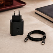 Samsung 50W İkili Güç Adaptörü + 5A/1,8m USB-C Kablo - Lifestyle kullanım görseli
